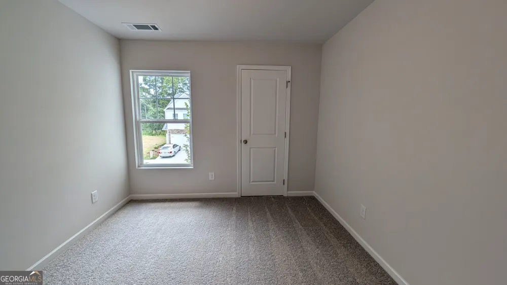 517 Hayes LN Canton, GA 30115