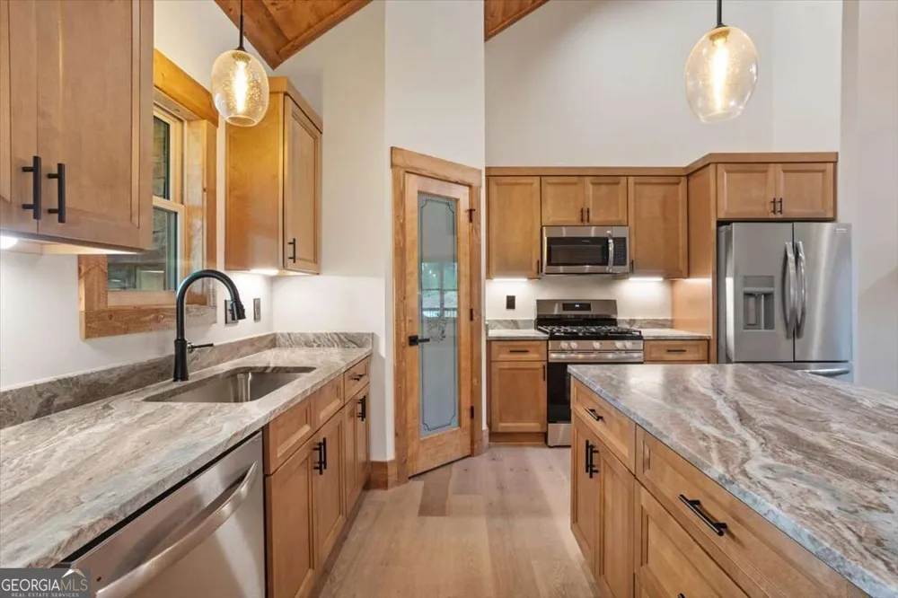 235 Parnell DR Ellijay, GA 30540