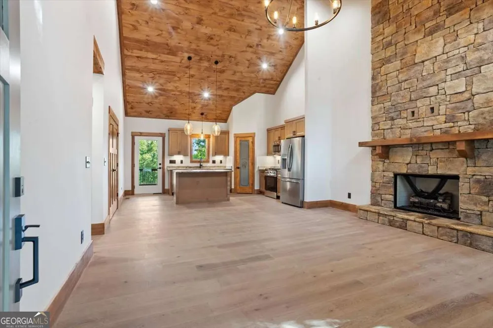 235 Parnell DR Ellijay, GA 30540