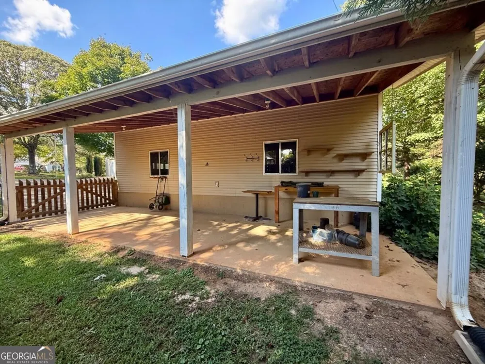 148 Swan Sanders RD Hartwell, GA 30643
