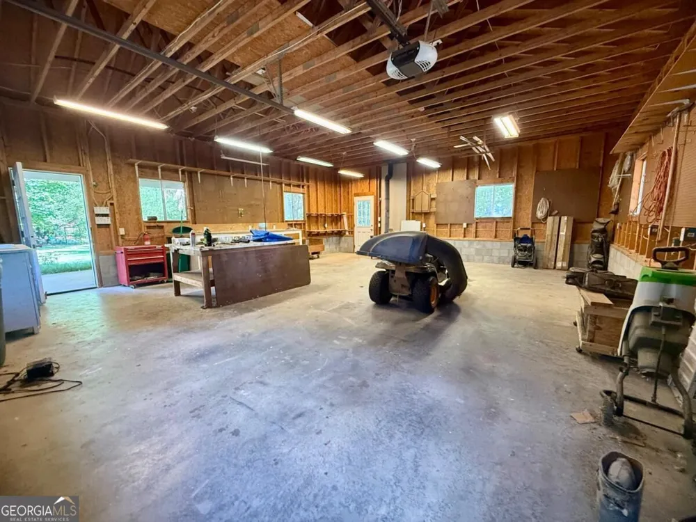 148 Swan Sanders RD Hartwell, GA 30643