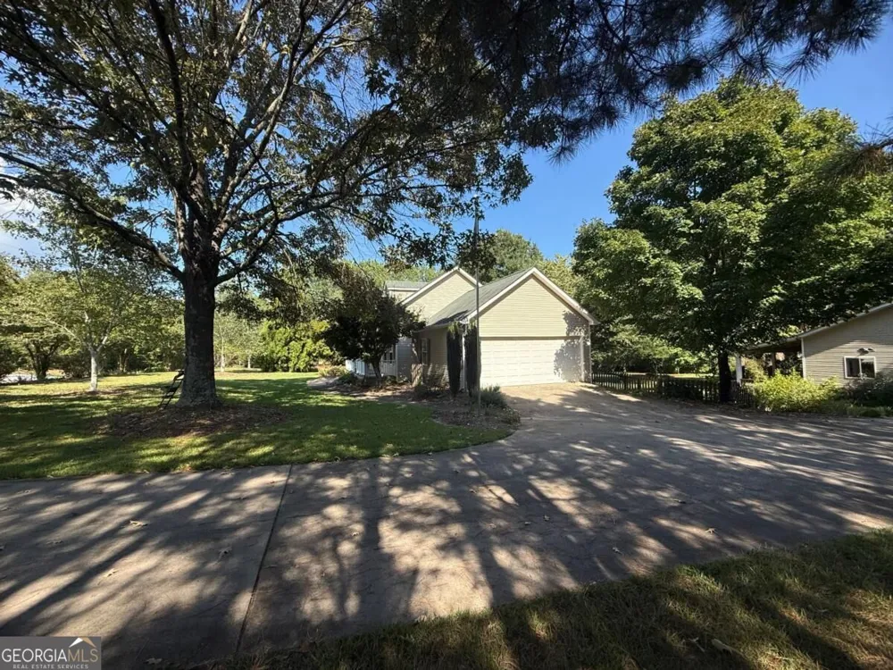 148 Swan Sanders RD Hartwell, GA 30643