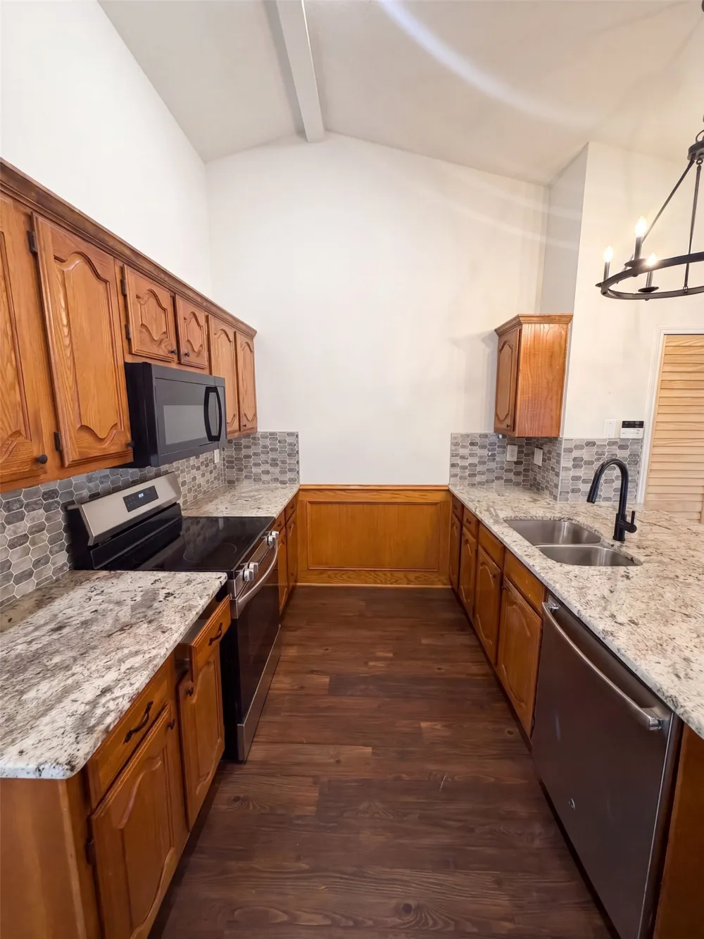 6808 Younger Drive The Colony, TX 75056