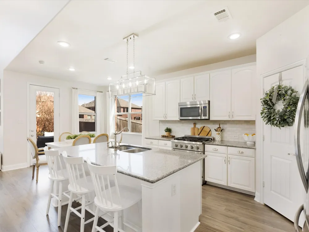 3916 Brook Wood Drive McKinney, TX 75071