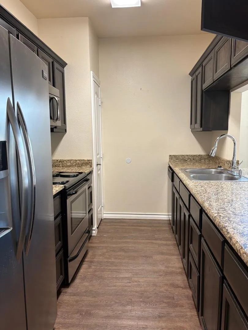 802 E 21st Cisco, TX 76437