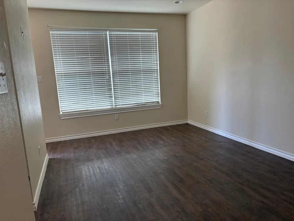 802 E 21st Cisco, TX 76437