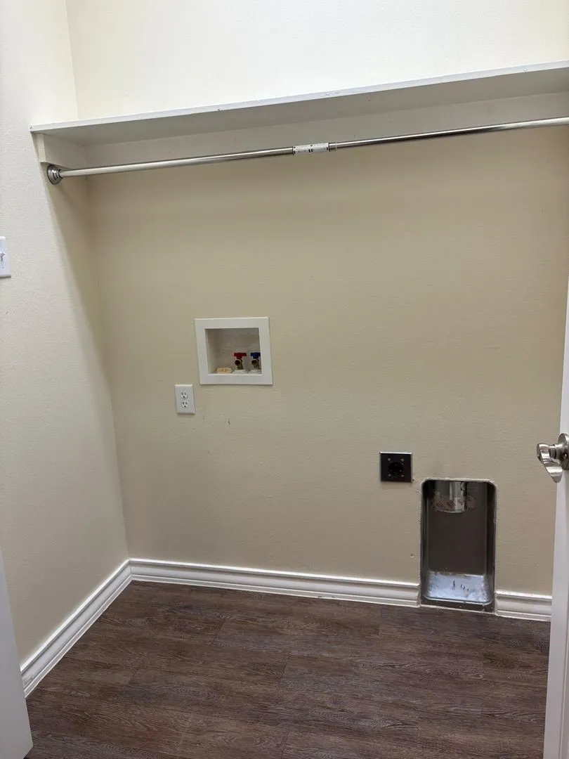 802 E 21st Cisco, TX 76437