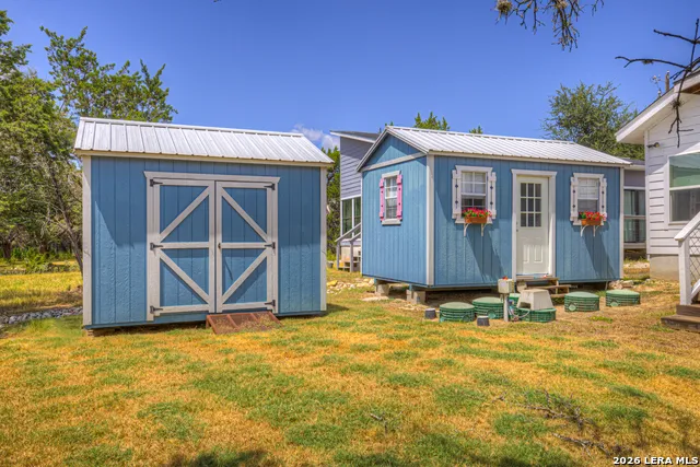 2870 Candlelight Canyon Lake, TX 78133