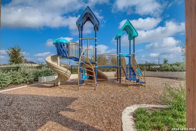 13858 SILTSTONE LOOP San Antonio, TX 78253