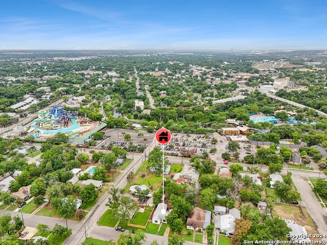 464 S Washington Avenue New Braunfels, TX 78130