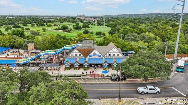464 S Washington Avenue New Braunfels, TX 78130