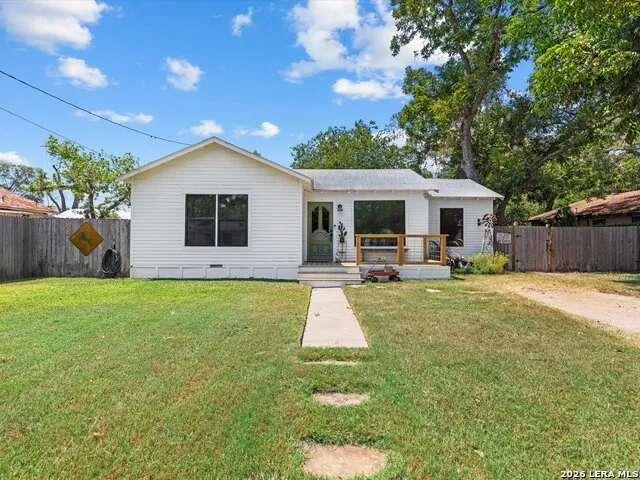 464 S Washington Avenue New Braunfels, TX 78130