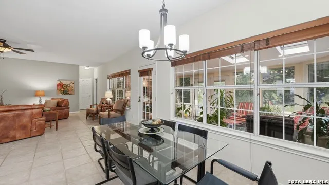 632 MISSION VIEW CT New Braunfels, TX 78130