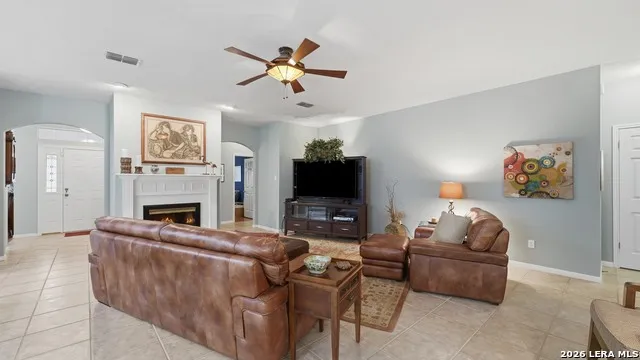 632 MISSION VIEW CT New Braunfels, TX 78130