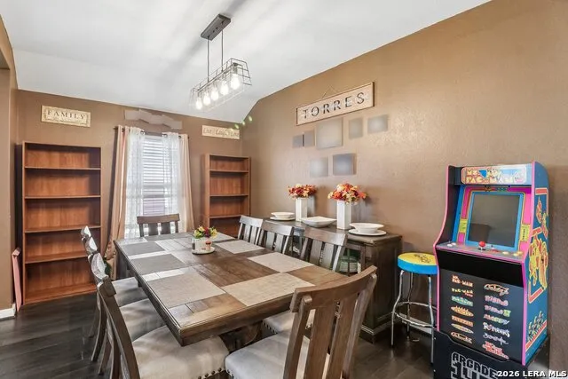 3944 Legend Mdws New Braunfels, TX 78130