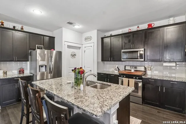 3944 Legend Mdws New Braunfels, TX 78130