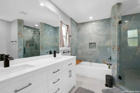 111 BEECHWOOD LN