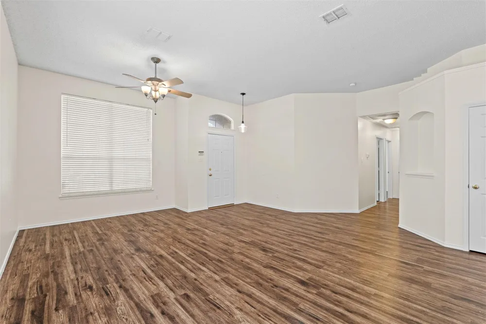 1526 Sugar Bush Trail Allen, TX 75002