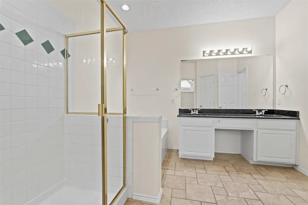 1526 Sugar Bush Trail Allen, TX 75002