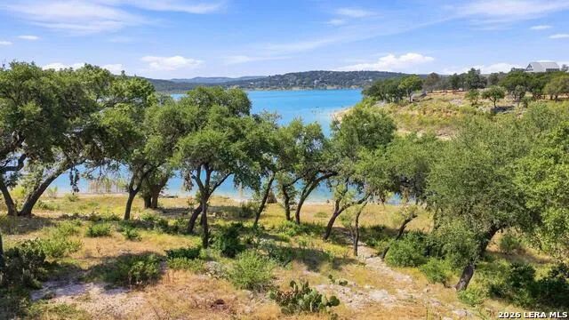 174 Edge Hill Dr Canyon Lake, TX 78133