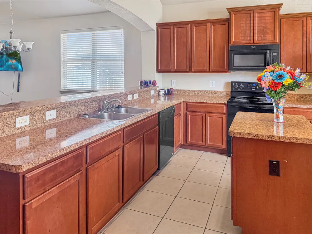 1805 Overlook Drive Lancaster, TX 75146
