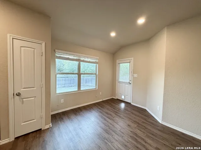 2934 Meadow New Braunfels, TX 78130