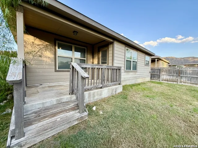 2934 Meadow New Braunfels, TX 78130