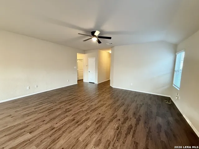 2934 Meadow New Braunfels, TX 78130