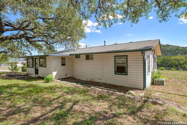 10096 WHIP O WILL WAY Helotes, TX 78023