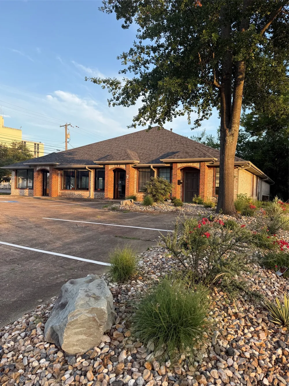 750 Clarksville Paris, TX 75460