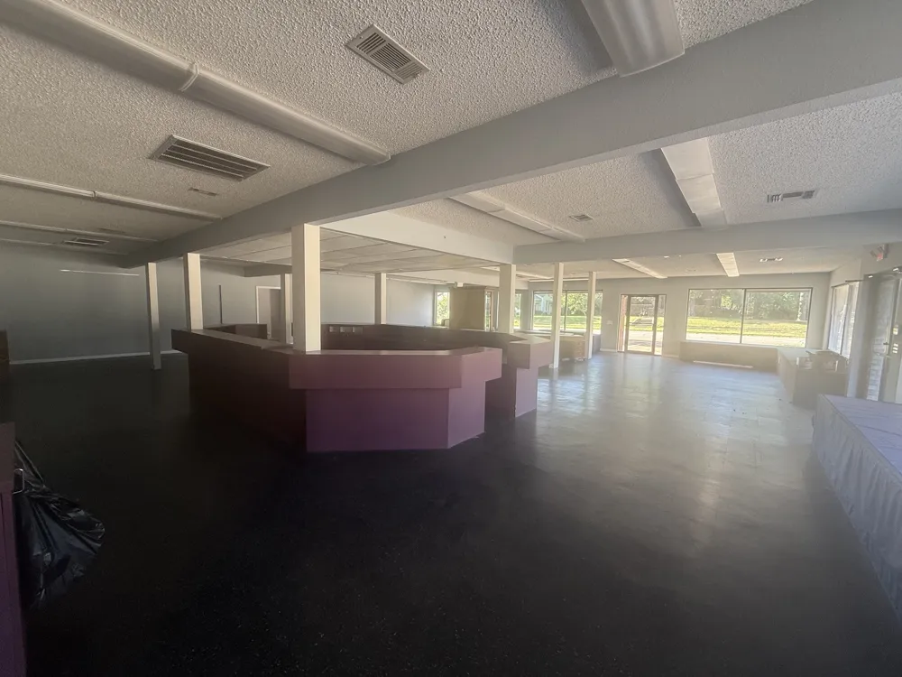 750 Clarksville Paris, TX 75460