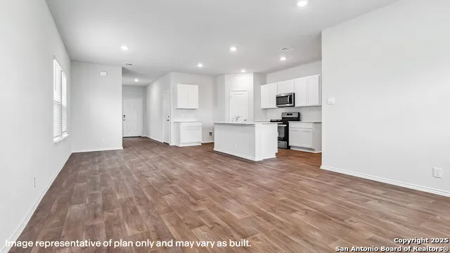 13116 Frollo Falls San Antonio, TX 78253