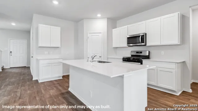 13116 Frollo Falls San Antonio, TX 78253