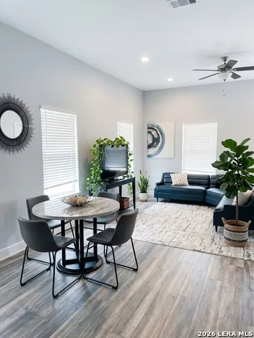 404 S Olive San Antonio, TX 78203