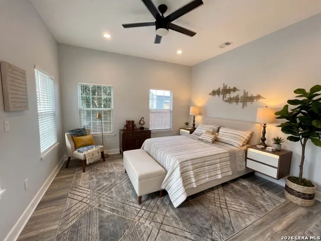 404 S Olive San Antonio, TX 78203