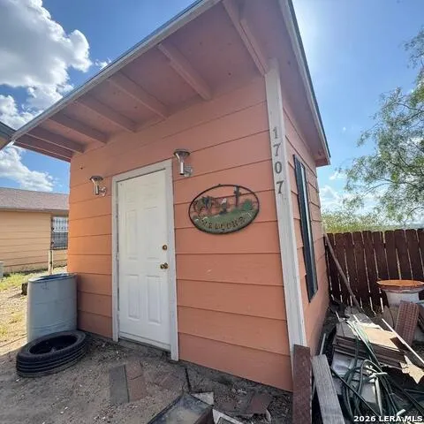1707 Rainbow Road Eagle Pass, TX 78852