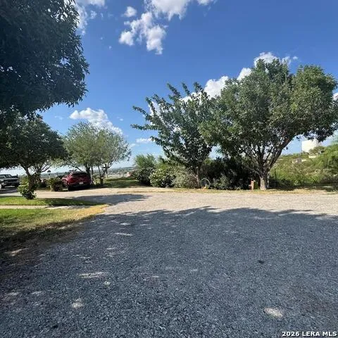 1707 Rainbow Road Eagle Pass, TX 78852