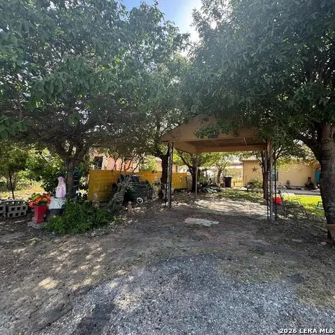 1707 Rainbow Road Eagle Pass, TX 78852