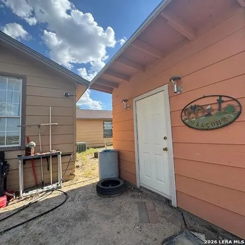 1707 Rainbow Road Eagle Pass, TX 78852