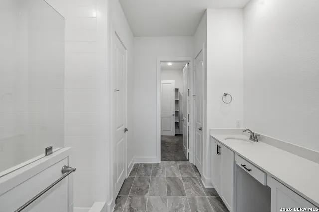2202 Briggs Summit San Antonio, TX 78245