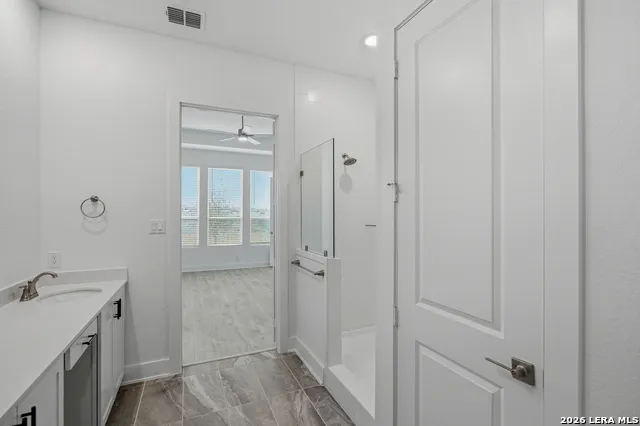 2202 Briggs Summit San Antonio, TX 78245