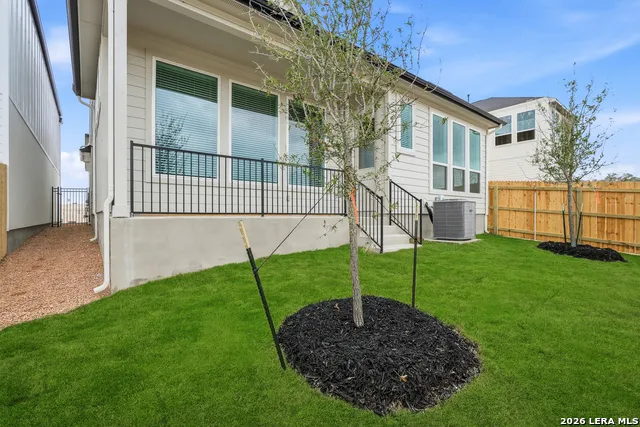 2202 Briggs Summit San Antonio, TX 78245