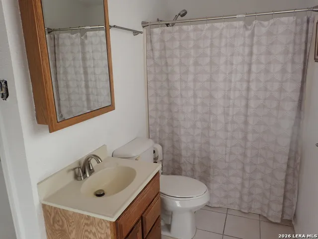 3351 County Road 265 Mico, TX 78056