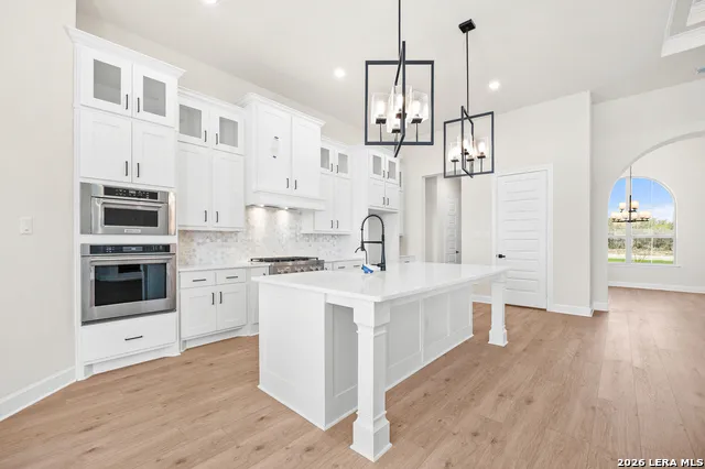 671 Legend Park Castroville, TX 78009