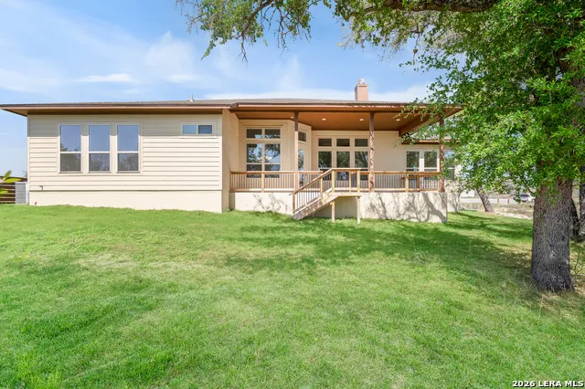 671 Legend Park Castroville, TX 78009