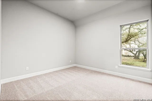 142 Secretariat Ave. Castroville, TX 78009