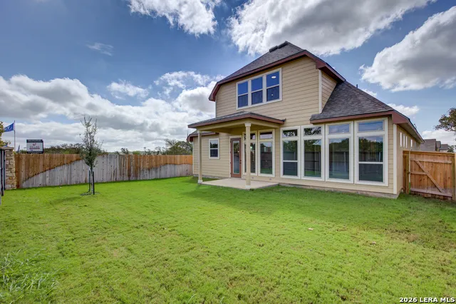 142 Secretariat Ave. Castroville, TX 78009