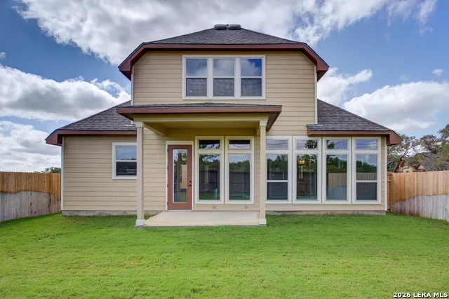 142 Secretariat Ave. Castroville, TX 78009