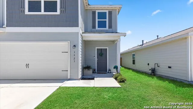 3923 Trail De Paris New Braunfels, TX 78132