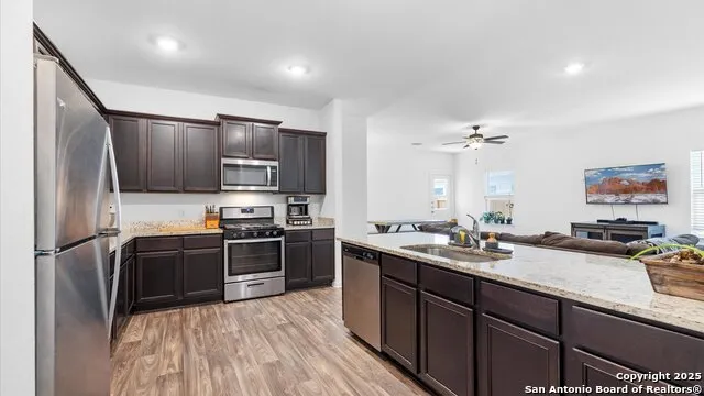 3923 Trail De Paris New Braunfels, TX 78132
